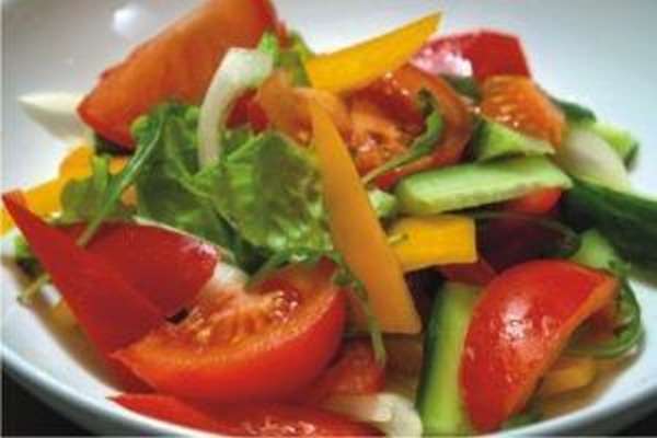 салат из свежих овощей
