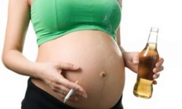 Поликистоз у ребенка могут вызвать вредные привычки в период беременности